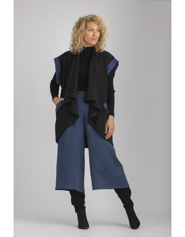 GILET VESTE ALICE SANS MANCHES EN LIN LAINE BICOLORE NOIR ET BLEU INDIGO AVEC PANTALON JUPE CULOTTE COULEUR INDIGO EN LIN EPAIS